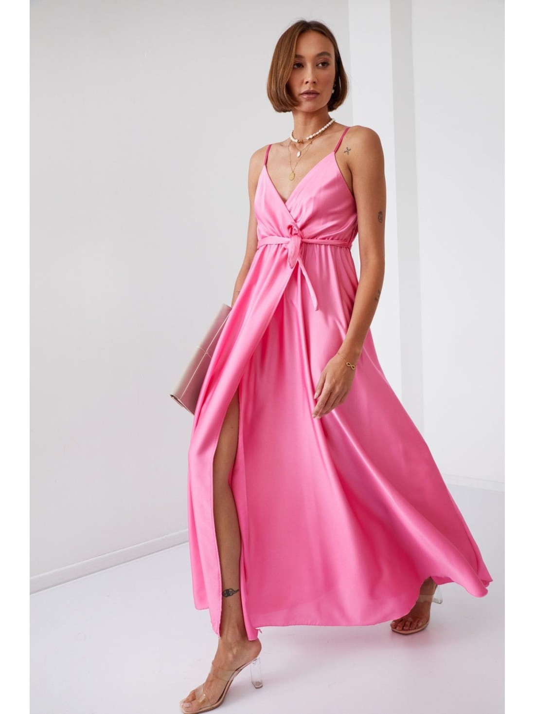 Rochie maxi dama din satin cu bretele, roz 72962 - Magazin online - Boutique